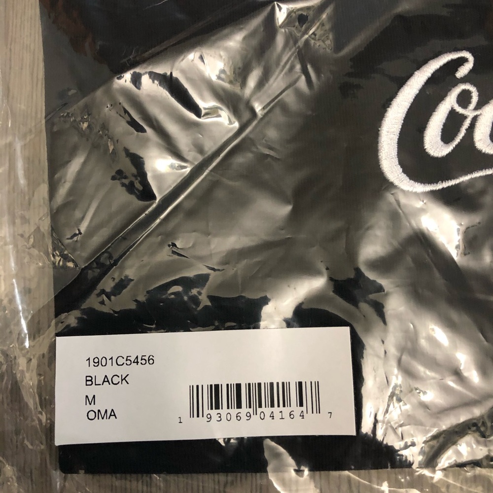 ⚠️ STAPLE PIGEON x Coca Cola Catch The Wave - Picture 6 of 8